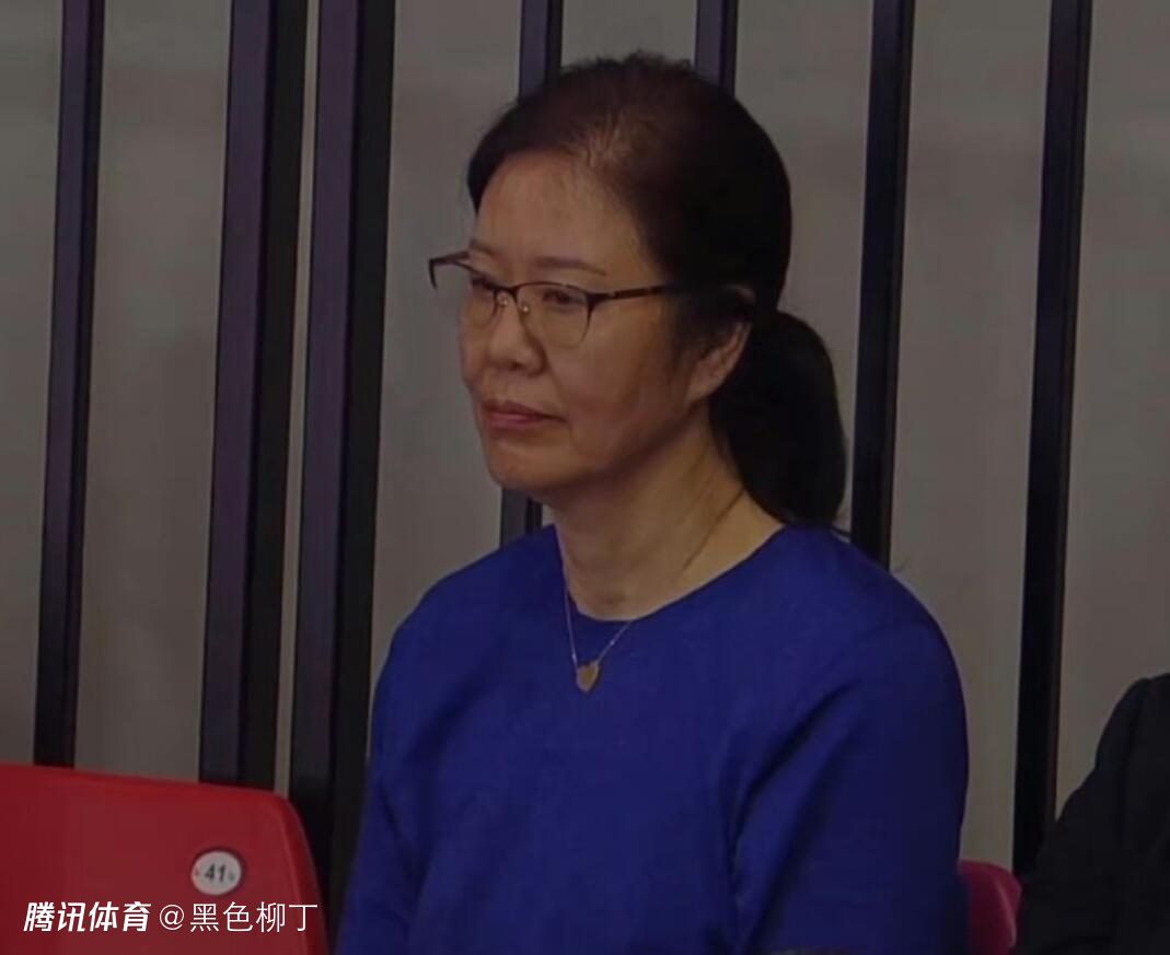 亚洲国产三级