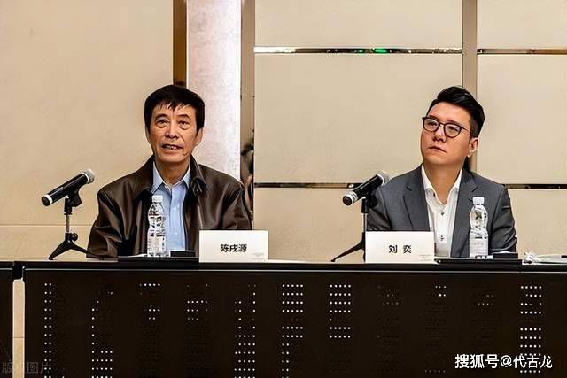 公开的隐秘丑闻