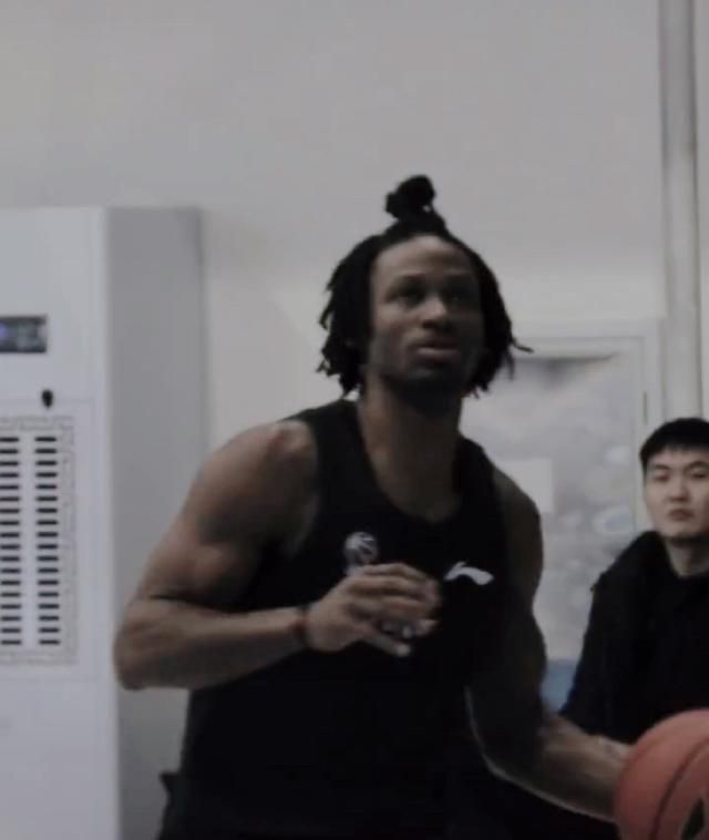男同黄